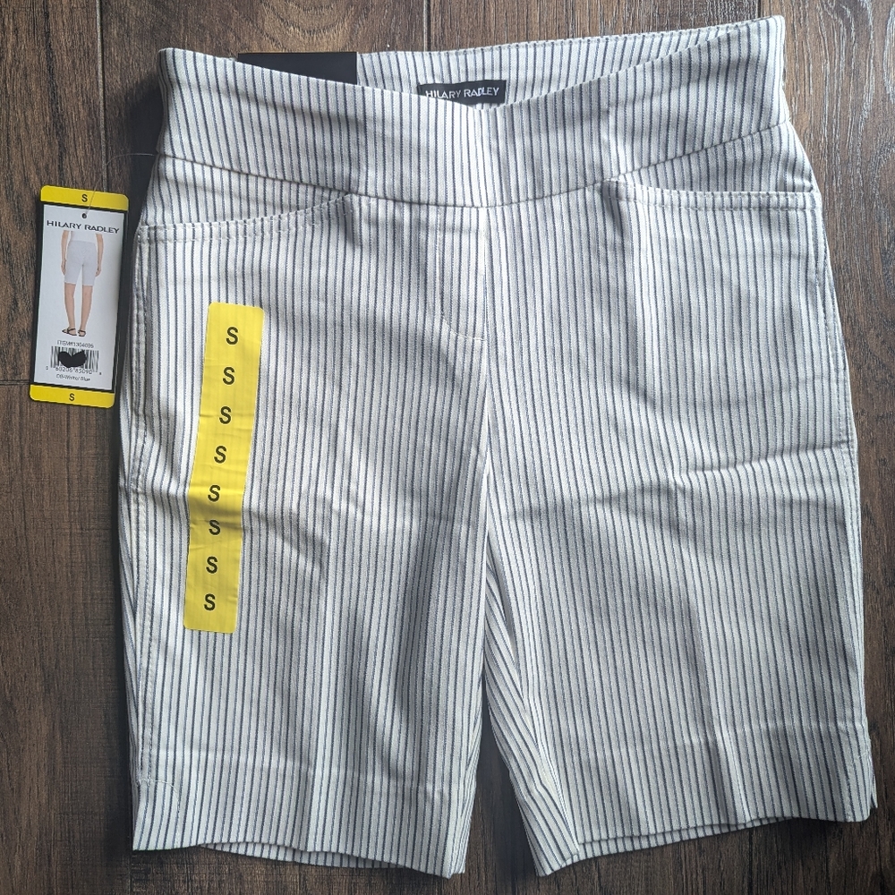 Hilary Radley Women's Pull On Bermuda Shorts Off White & Blue Stripes Small NWT